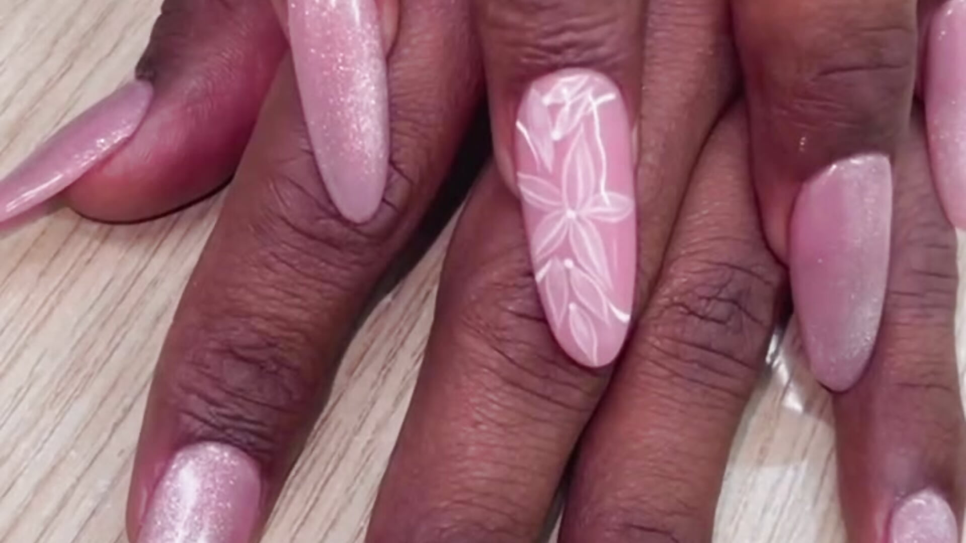 1000116859 - video oleh model kamera Ts_veryhot