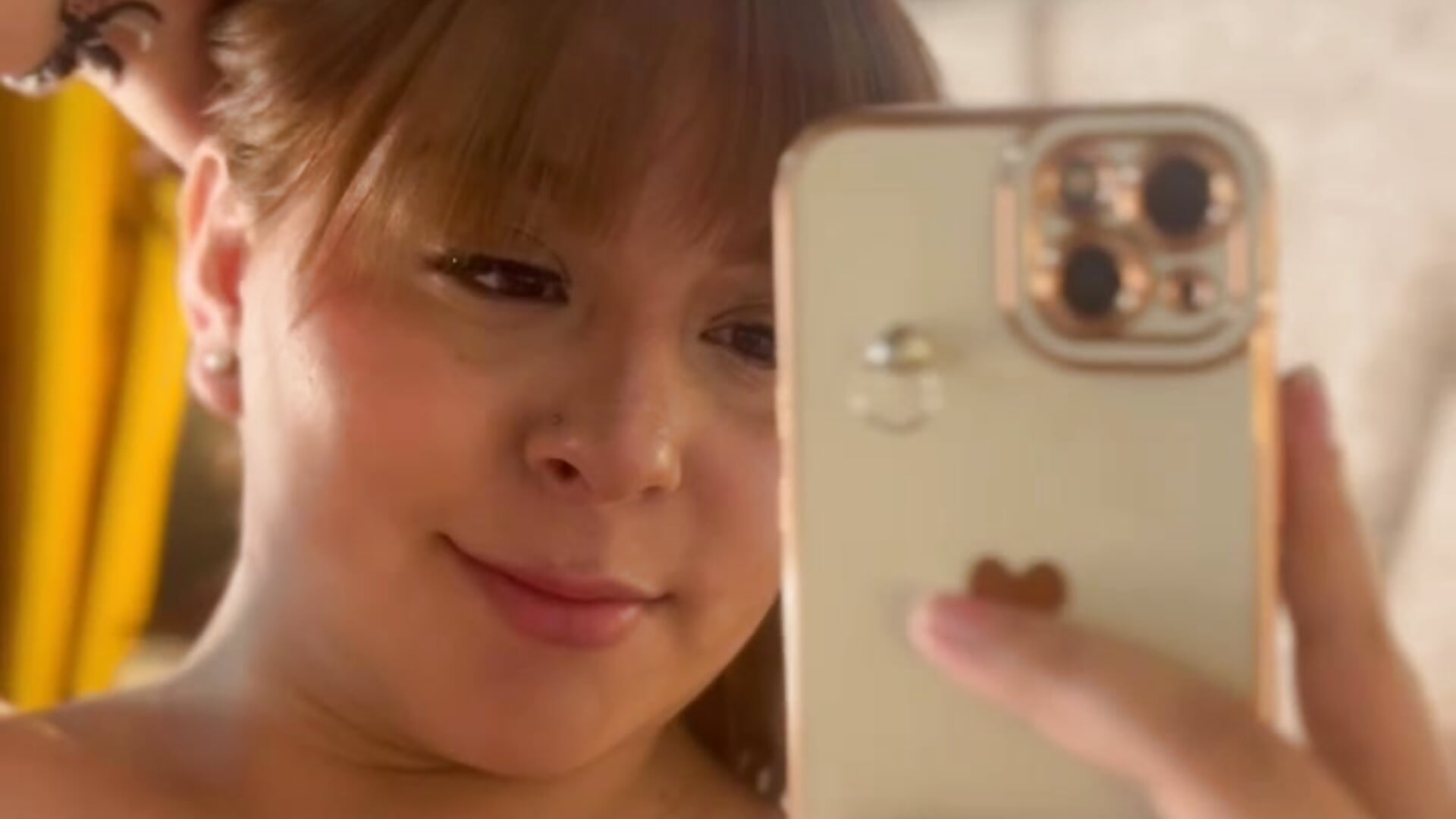 💛 - відео від вебкаммоделі EmaJames25