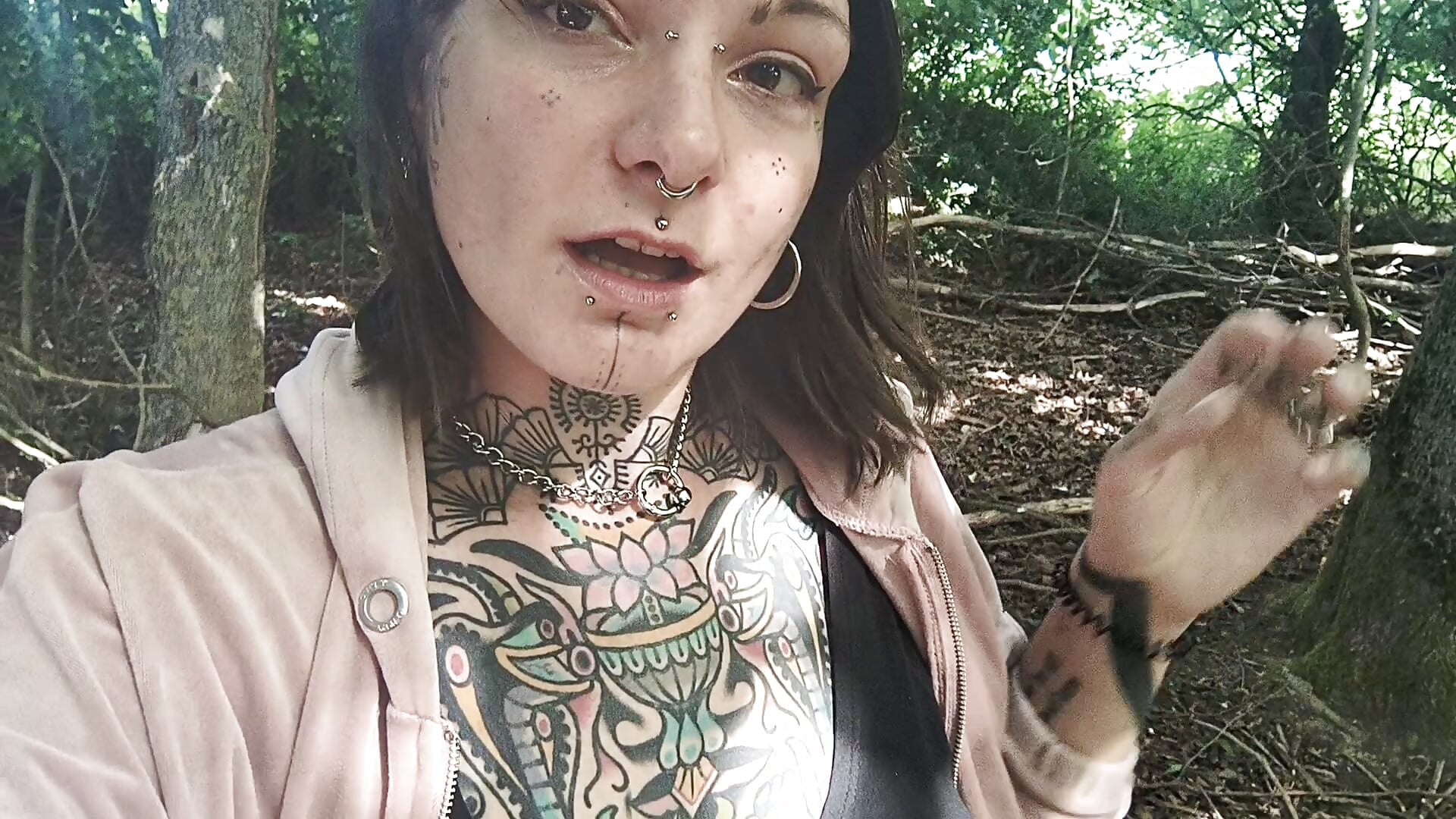 💗💗💗 - video by lizzardqueeen cam model