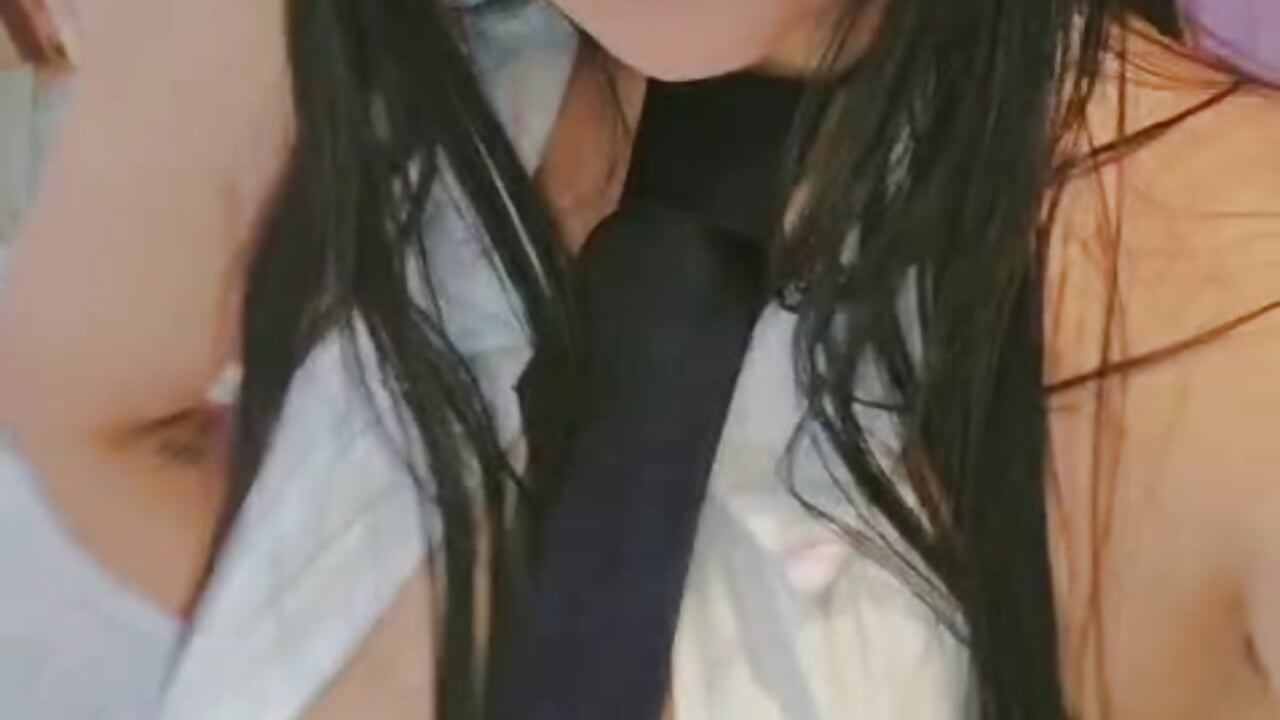 Would you like to have fun with me - відео від вебкаммоделі scarlette_15_