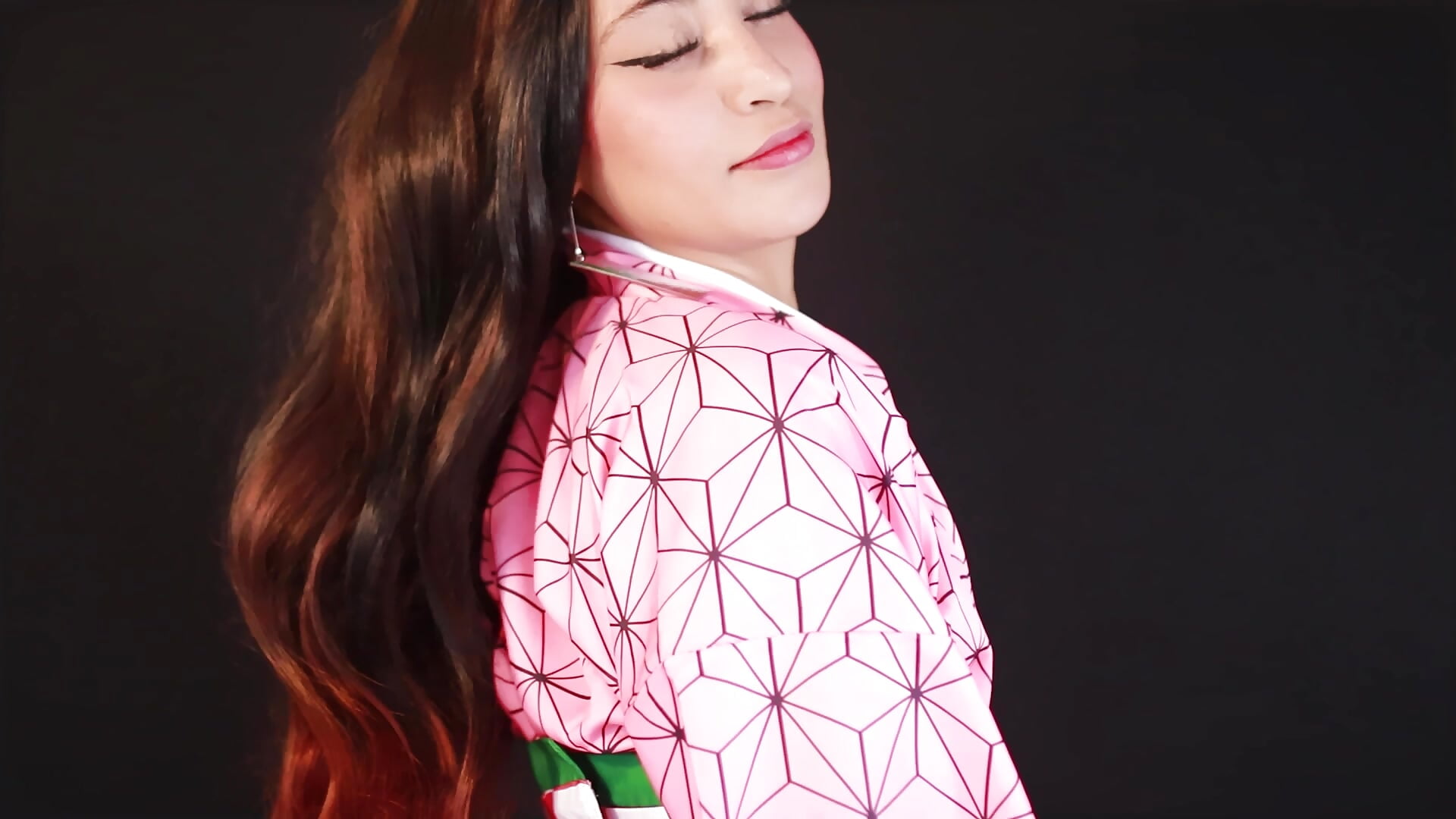 A girl with charisma and personality 🥇💕 - video by EmmaWilder cam model