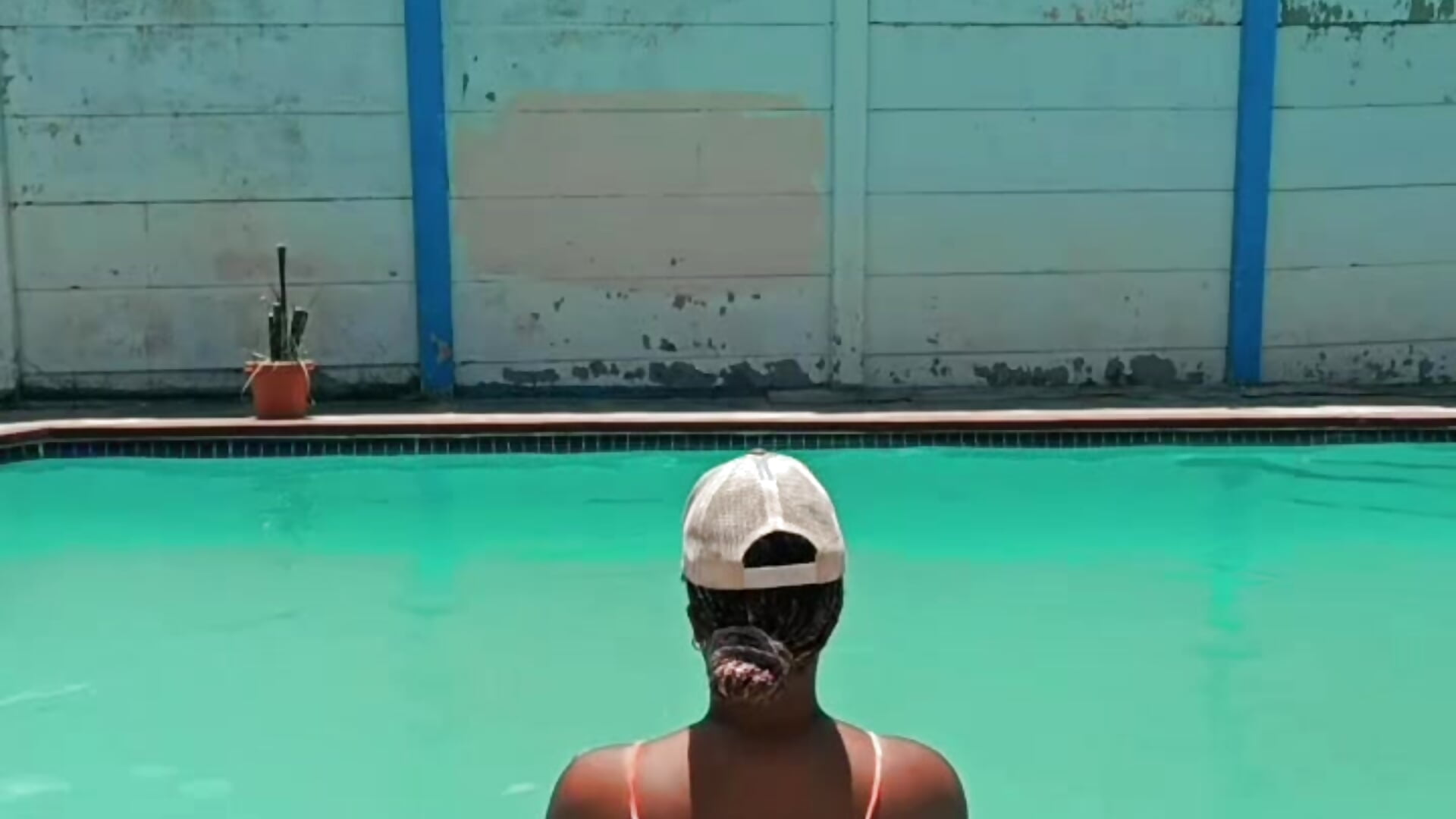 Pool day😍🏊 - vídeo de la modelo de cam SexyDollarGal