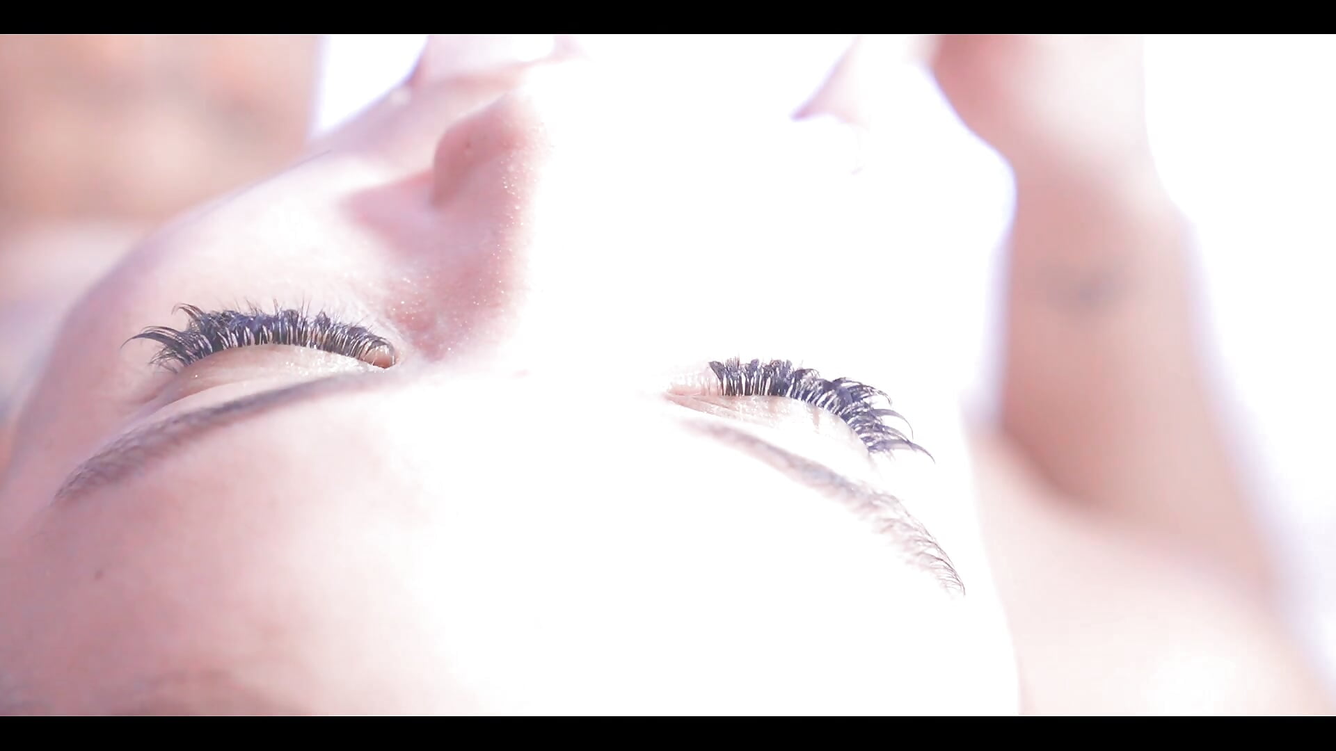 You can't laugh - video by LorenRosse cam model