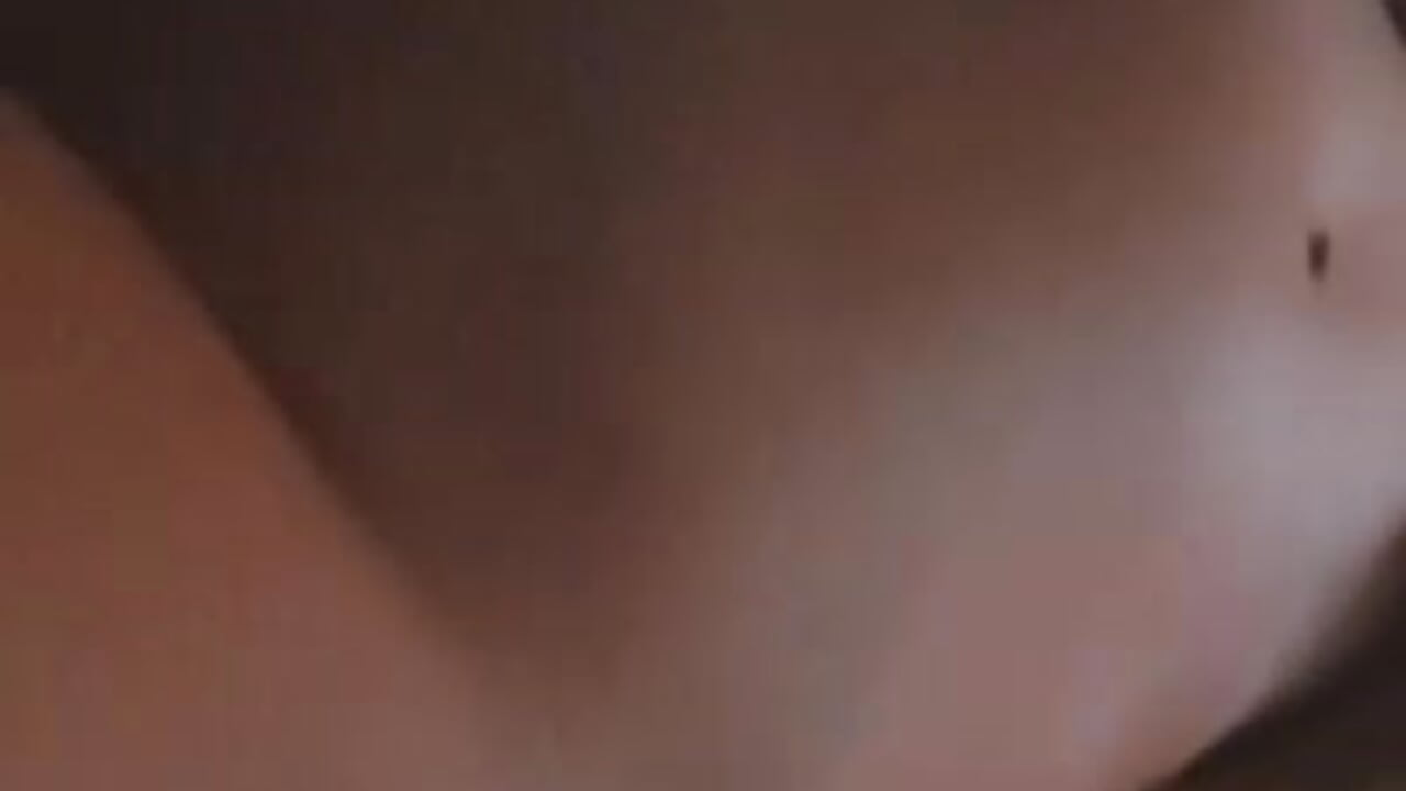 sexy shower - video by LorenRosse cam model
