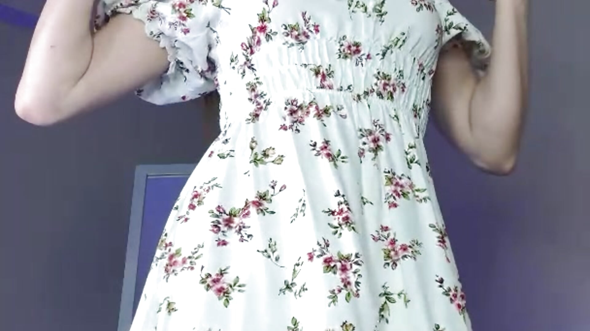 I came to you without panties - ক্যাম মডেল NickiLike-এর ভিডিও