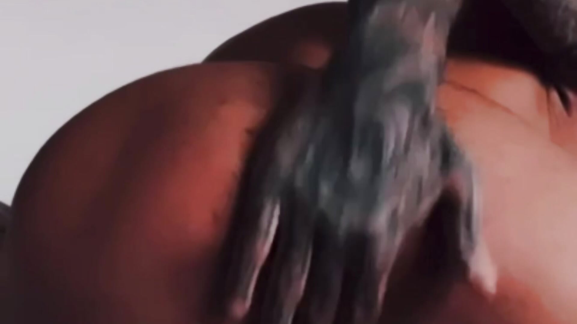 DOGGY WITH SOME WET HOLE💦 - βίντεο μοντέλου inkeddenis
