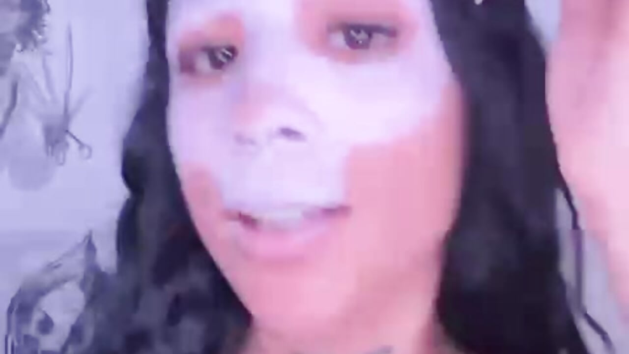 Happy Halloween 🎃 - video oleh AliceWalker_11 kamera model