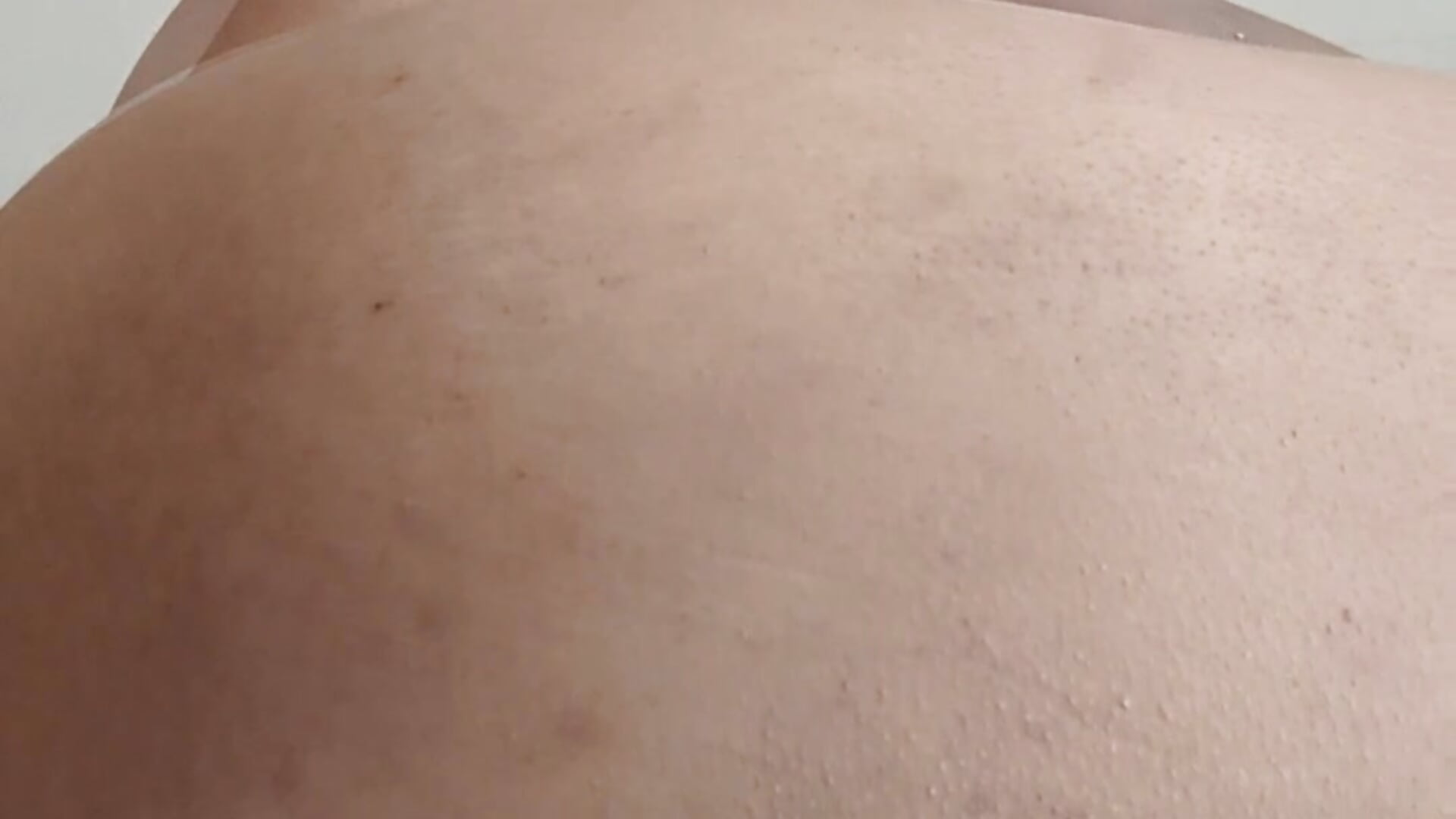 Essayer l'anal avec Lush