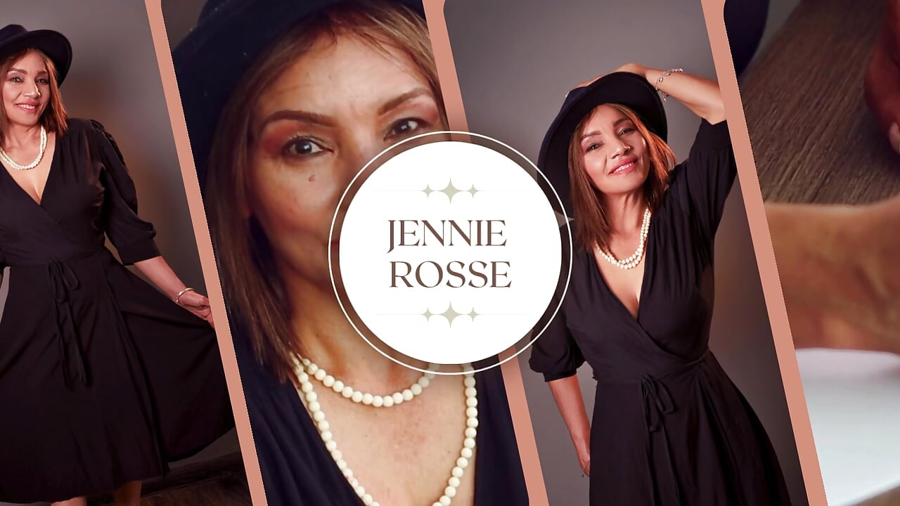 Im so beauty - video by JennieRosse cam model