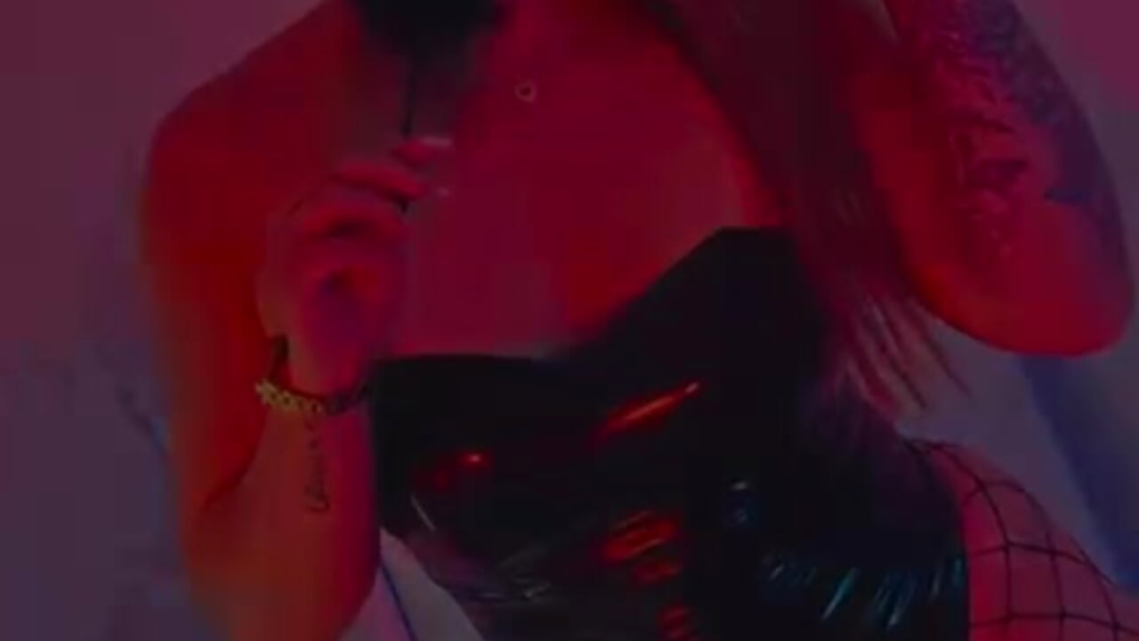 Do you want to play the forbidden with me?😈 - video van Emma_JJones cam-model