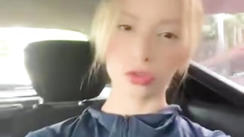 trim,F87DC58E-DA75-431D-9267-E91A233E7502 - Vídeo de Bellahcha, modelo de vídeos