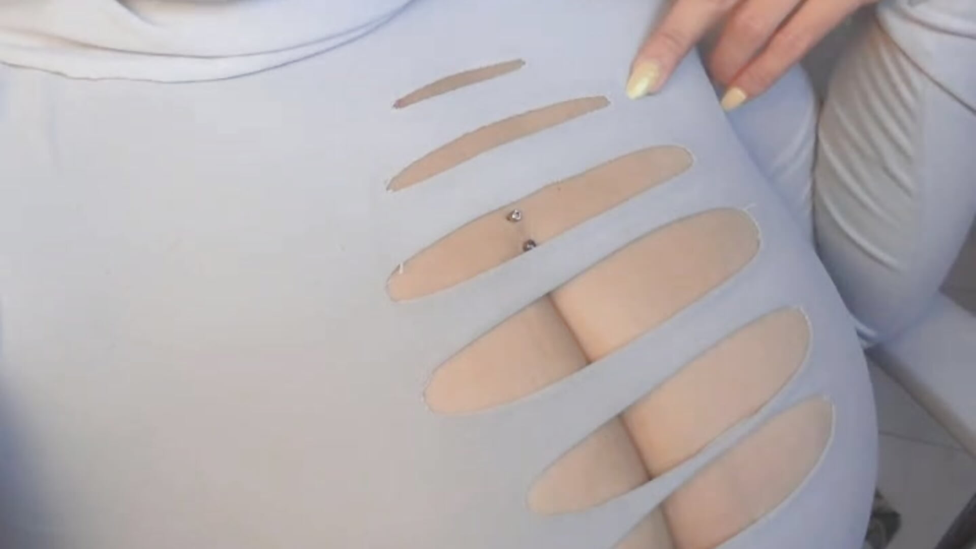 I dressed like this thinking about you 🐰 - video by hana_falak cam model