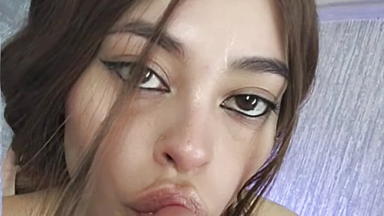 What would you do if you had me like this right now? - video van KatherineGomez cam-model