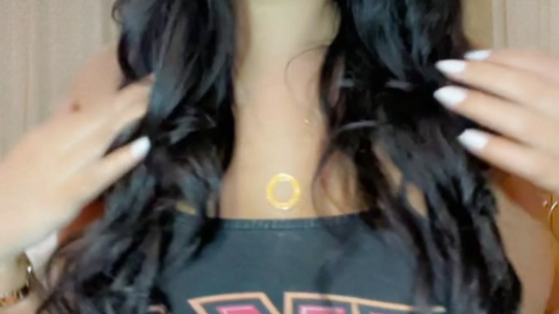 😋 - فيديو من queen-chamss موديل الكام