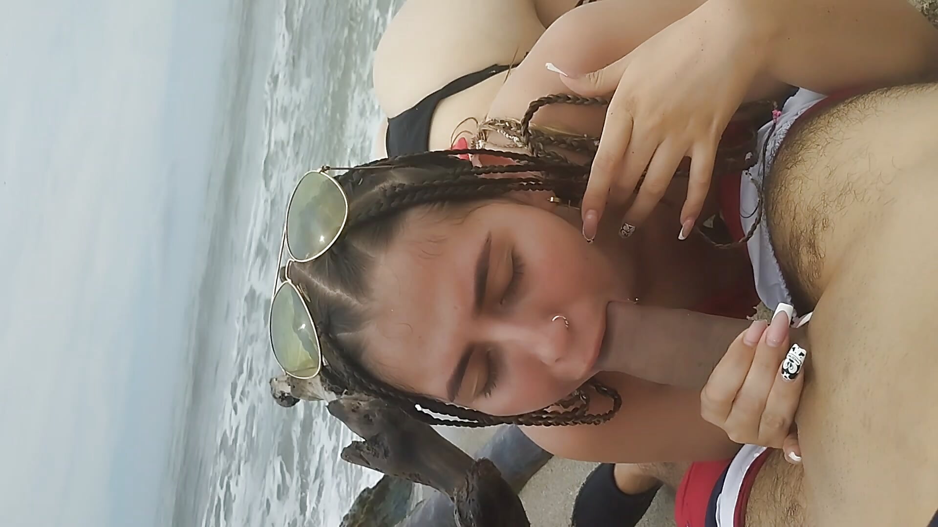 Suck cock in beach - video by sophia_frank cam model