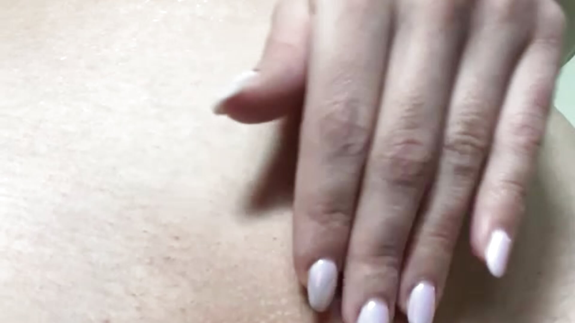 Watch me undress and show you my tits and pussy - відео від вебкаммоделі CurlyLara