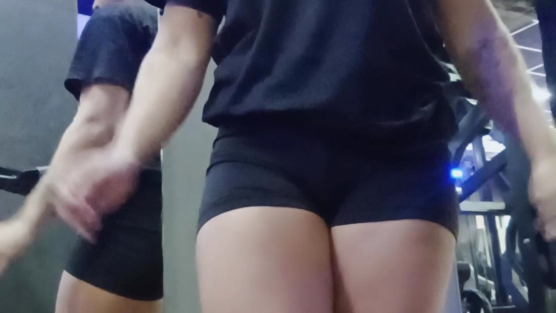 💪🏼🥵 - yummi__priv主播的视频