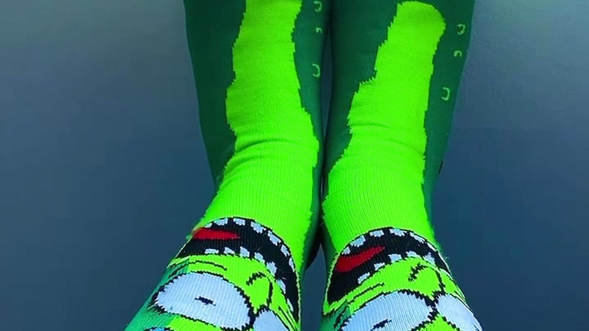 Please give me fun stockings 🤣 - video by takahiro_sora7 cam model