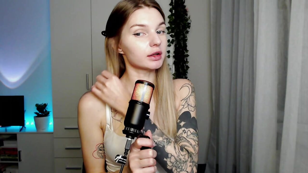 asmr - video by lookluna cam model