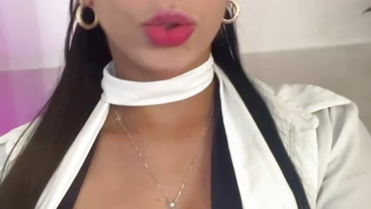 I feel naughty - βίντεο μοντέλου emaa_lambert