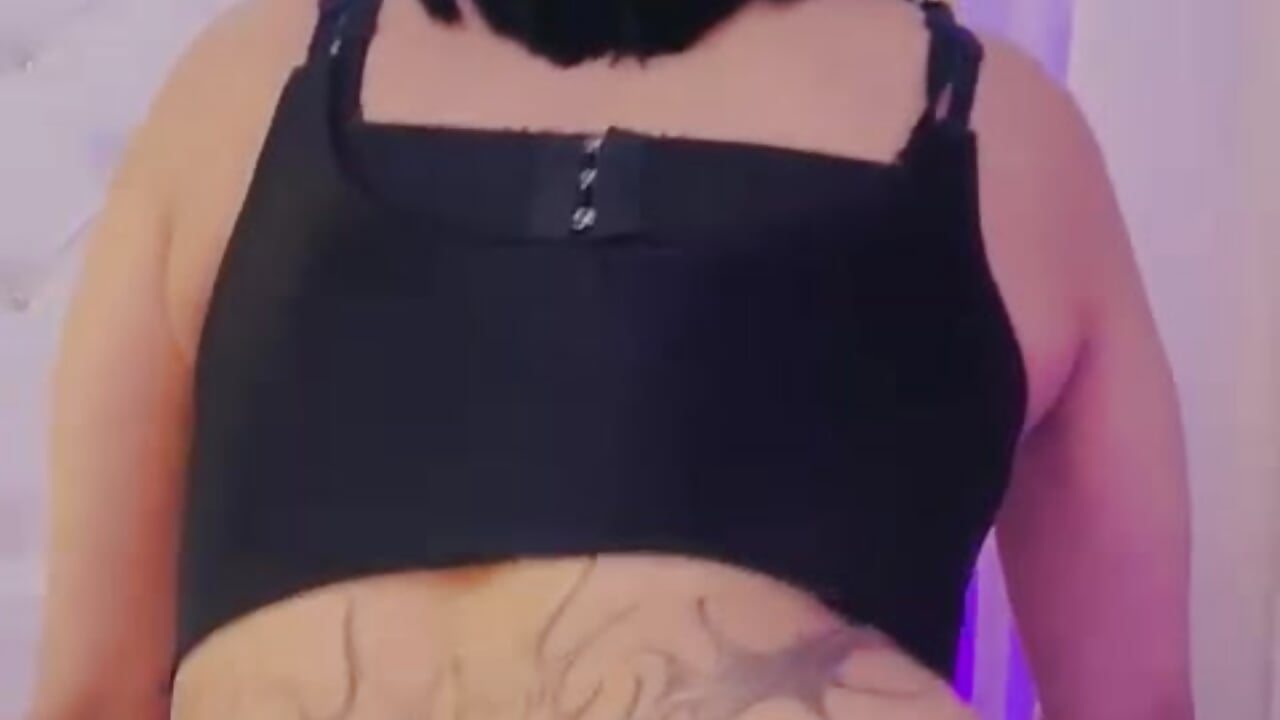 Shaking your ass – видео вебкам-модели emaa_lambert