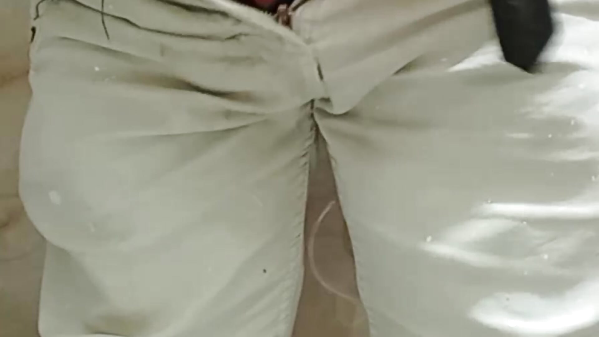 1000139782 - video by luchoarr cam model