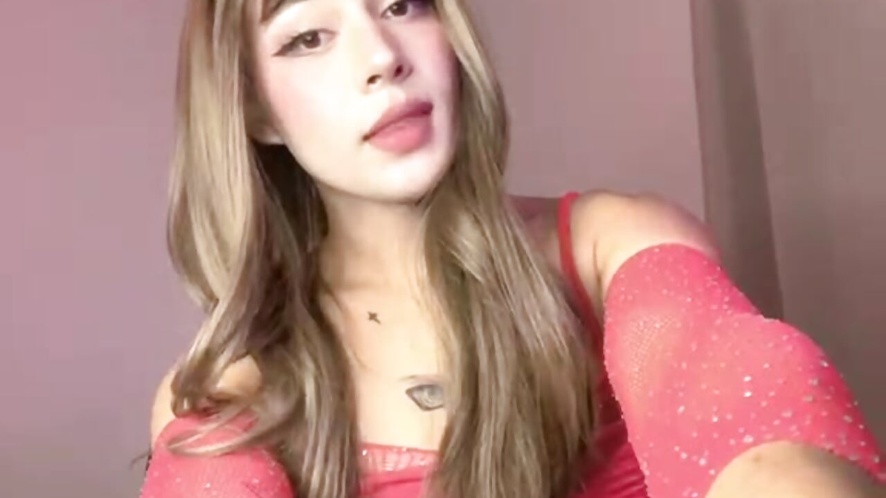 <3 - sabrina_x19 adlı kamera modelinin videosu