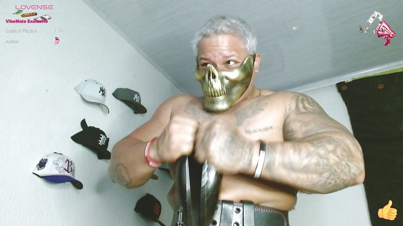 demonio master dobla sarten algo nunca visto aqui, recomendado verlo - video by jordan_black_bicock_ cam model