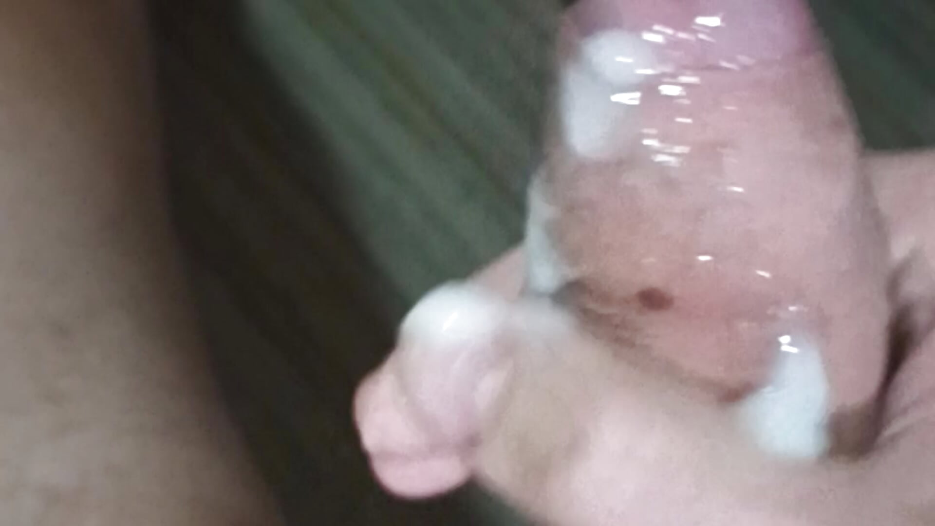 Amazing cum jump 💦💦 / Increíble salto de semen 💦💦 - فيديو من Ari9-12 موديل الكام