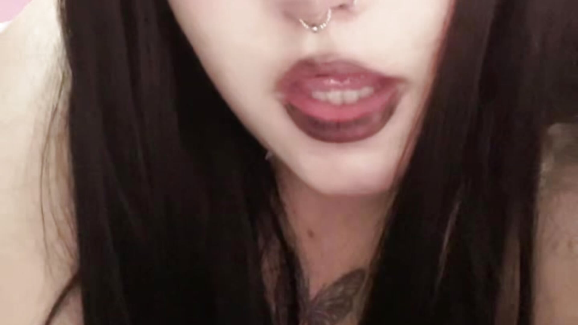 Oii amores - video by Swettielilly cam model