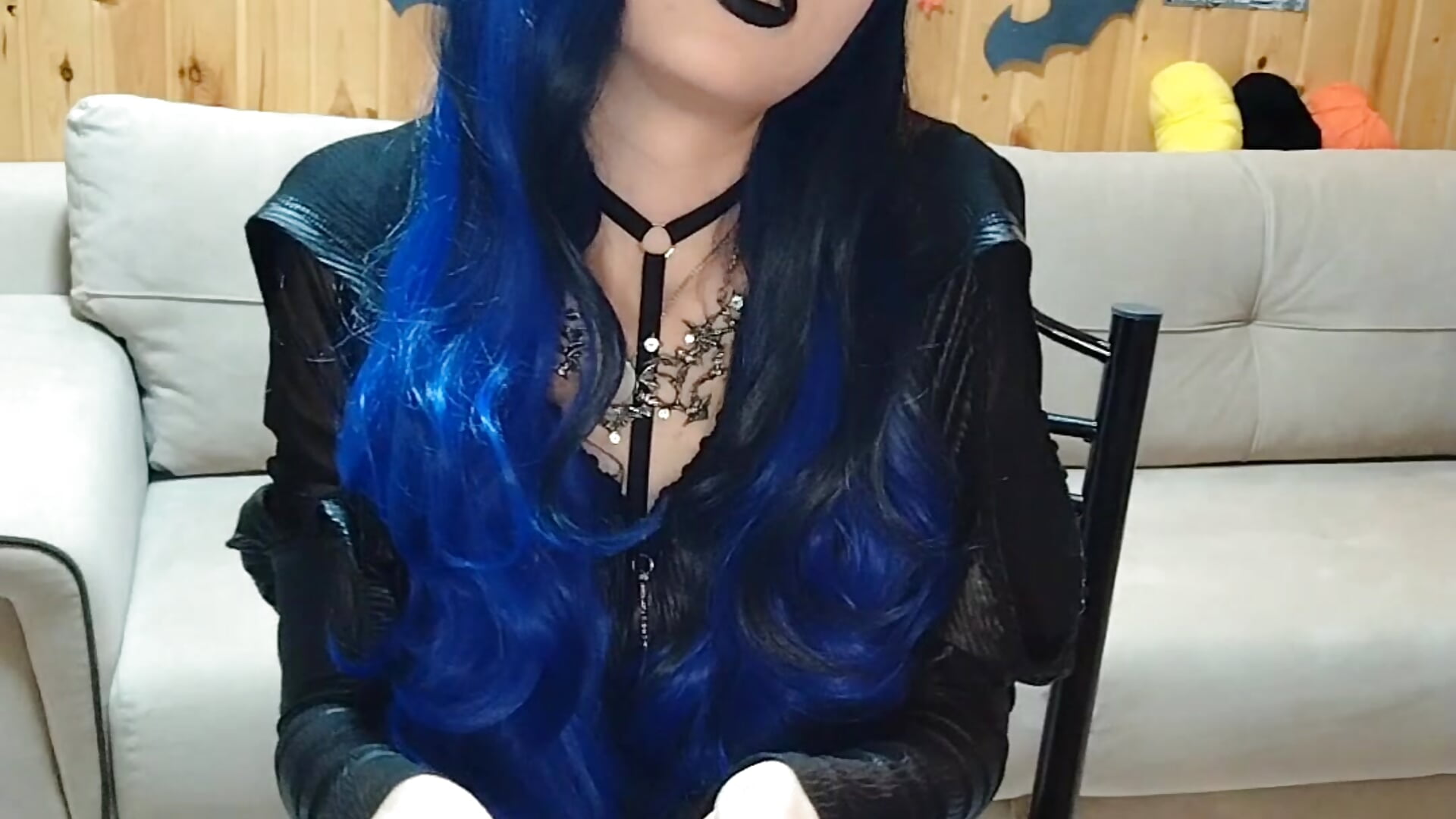 Cthulhu’s Whispers: Halloween Tarot - Zlata666 adlı kamera modelinin videosu