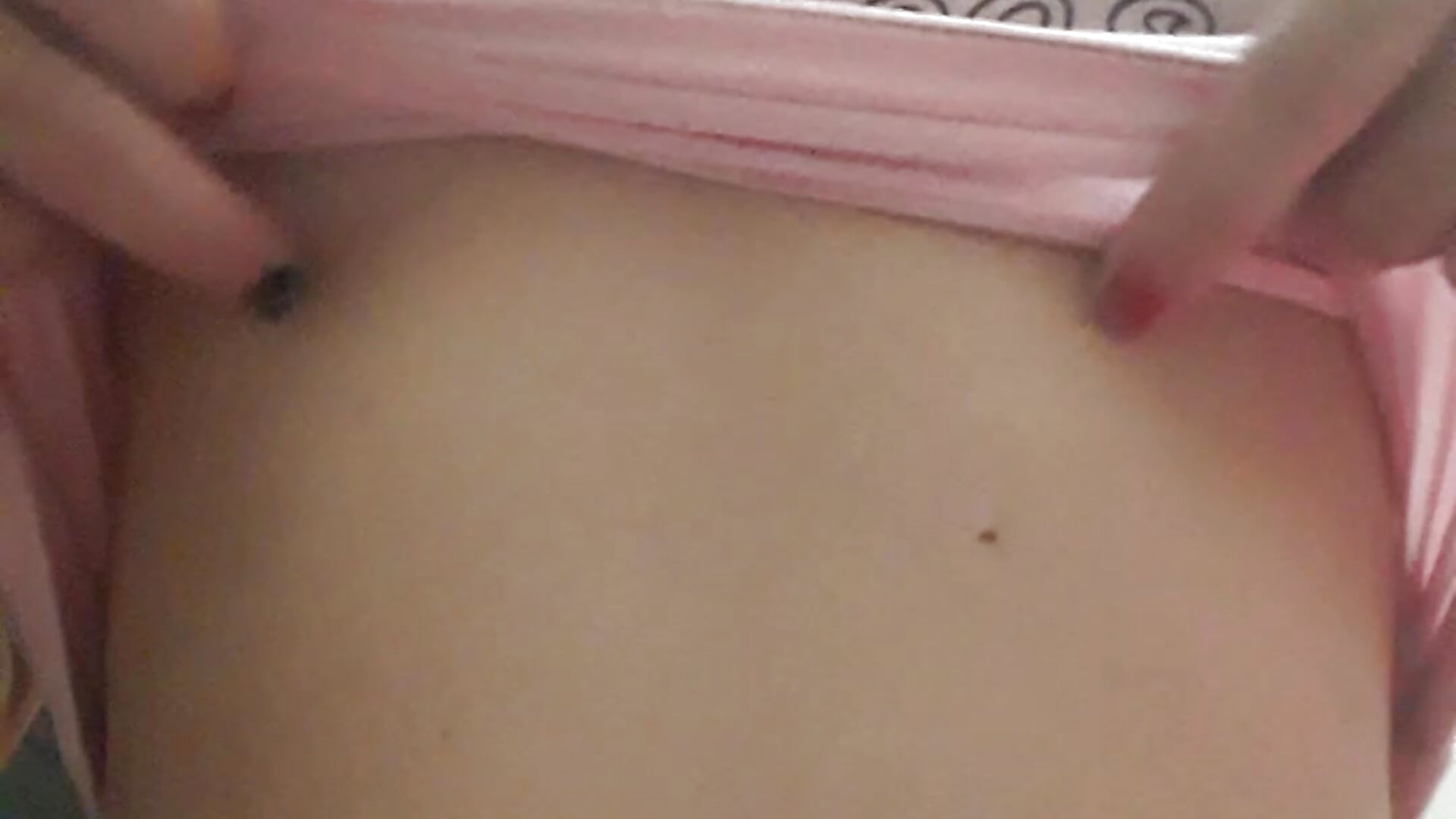 PLACING HORNY WITH MY BOOBS - video oleh Evil_Queen13 kamera model