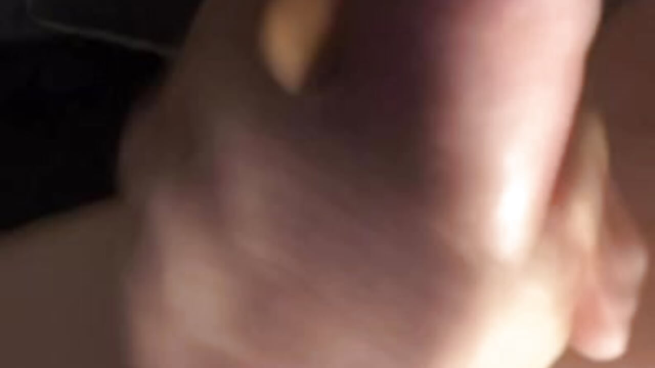 Big cumshot on body💦