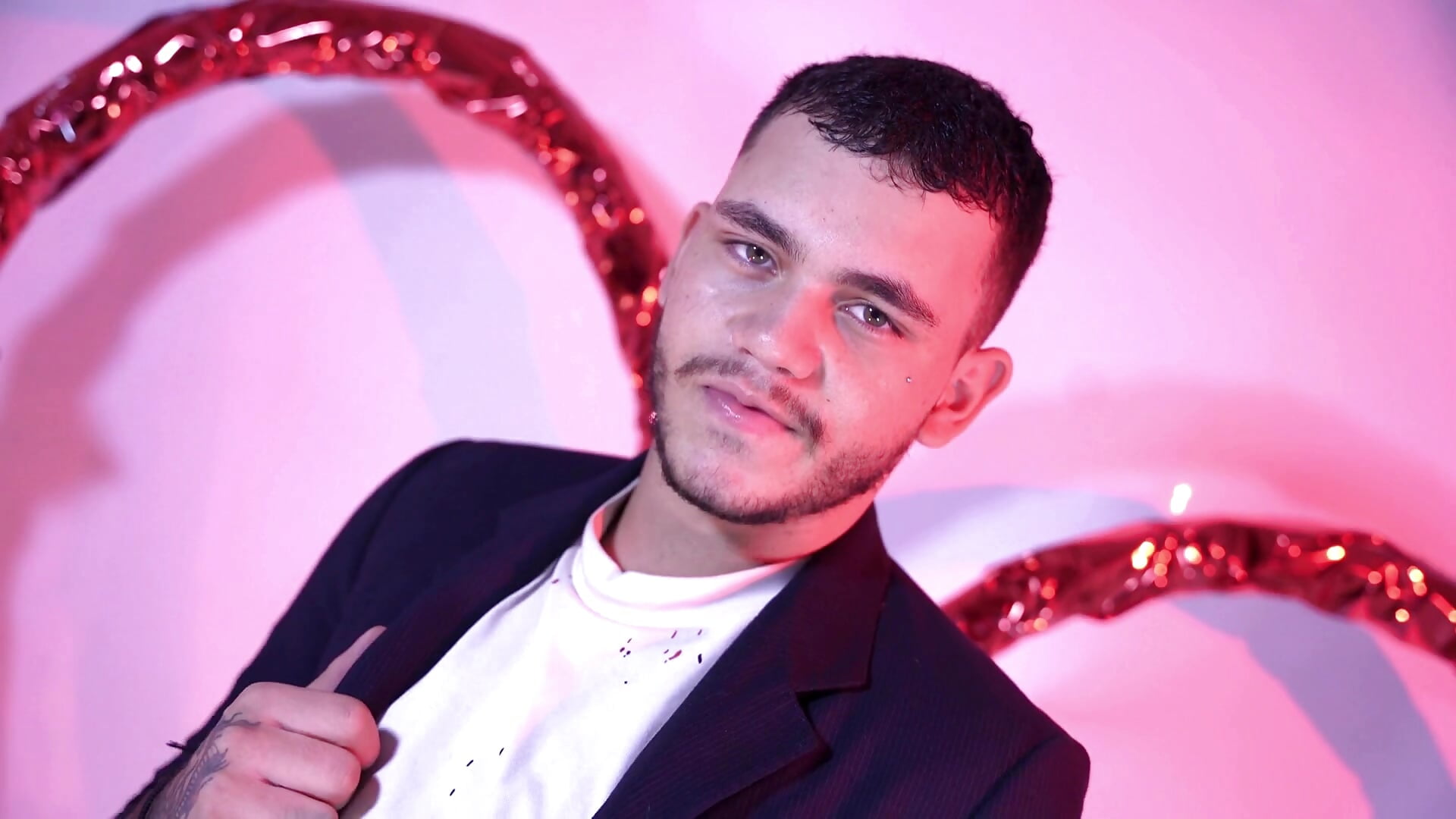 💎 Valentine's Day is just another excuse to devour you with my gaze, - video by Tiger_Savage cam model