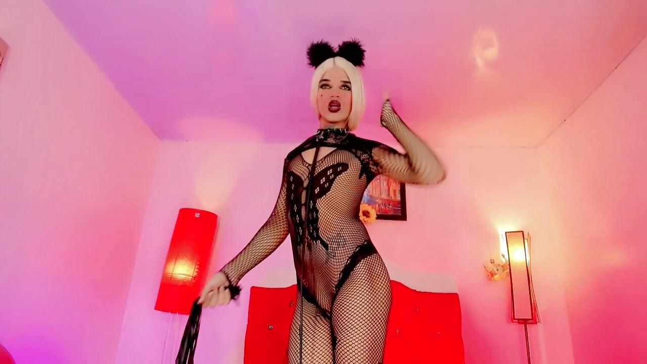 trick or treat😈 — filmik Gabyqueen70, modela(-lki) na kamerkach