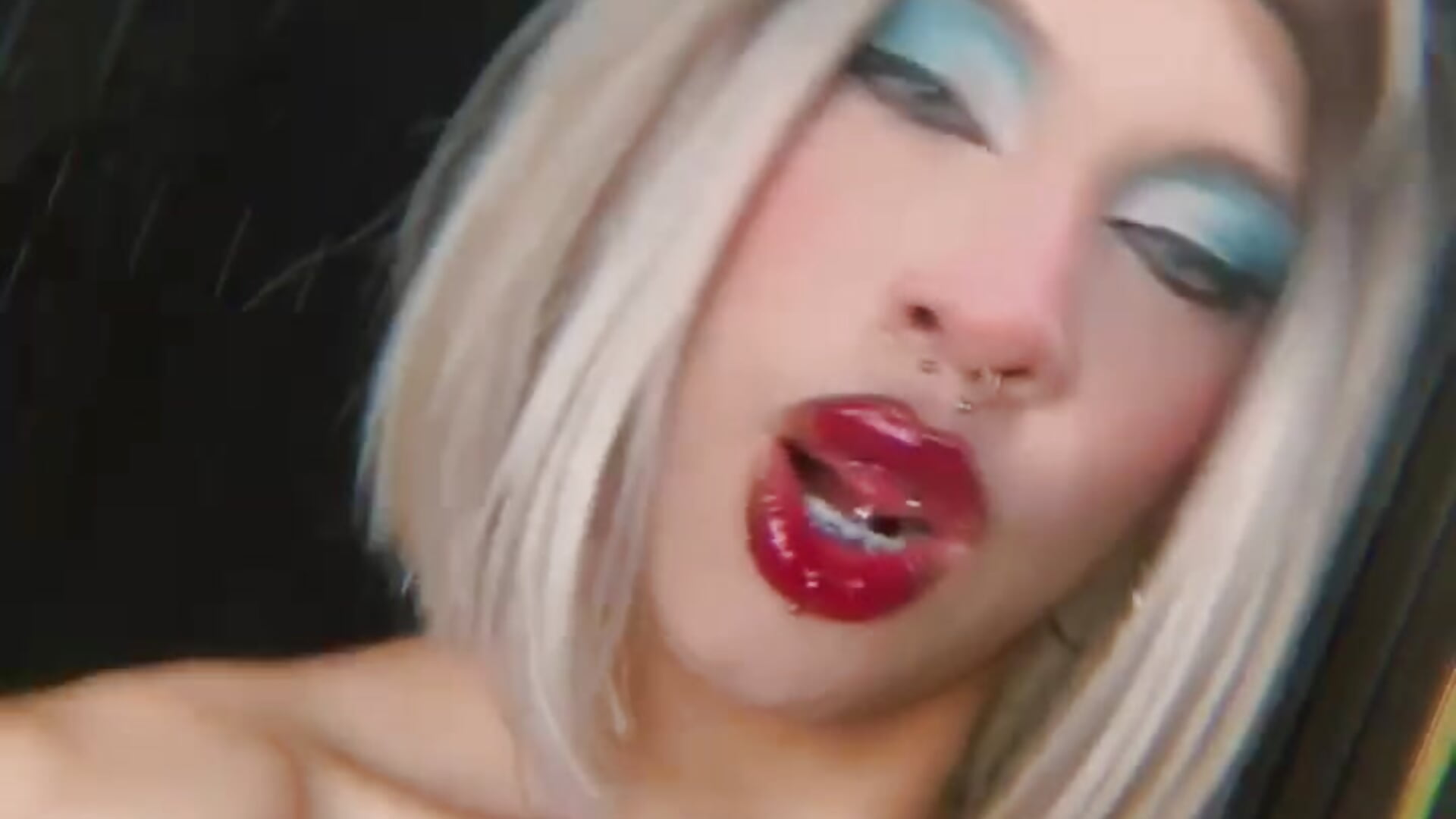 Not hot what is not going to eat ... - video by AndyBlake_ cam model