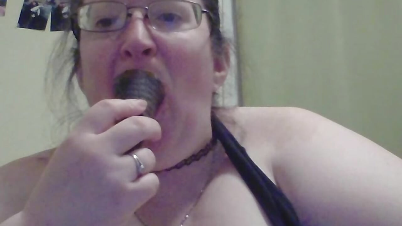 Ice cream cone tease ;) - Alli_Kat主播的视频