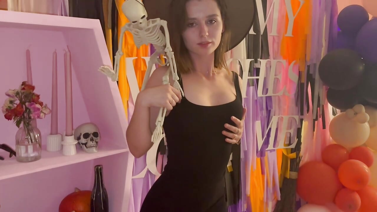 ❤ happy halloween ❤ - video by MarybethSnow cam model