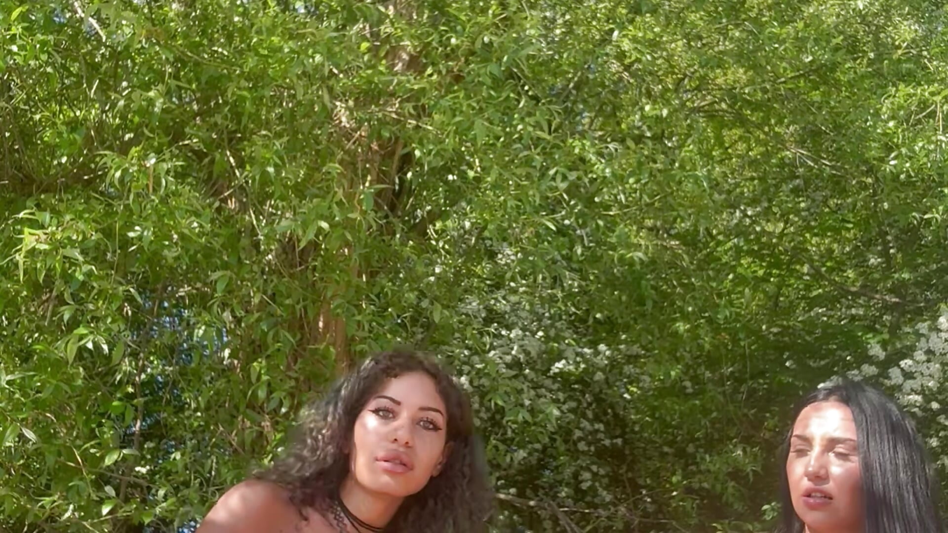 🥥 PUBLiC SQUiRT WiTh COCOL - video by AlyssaHottv_ cam model
