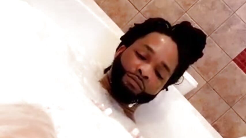 Tub Luv - video by HushPapiLongWay cam model