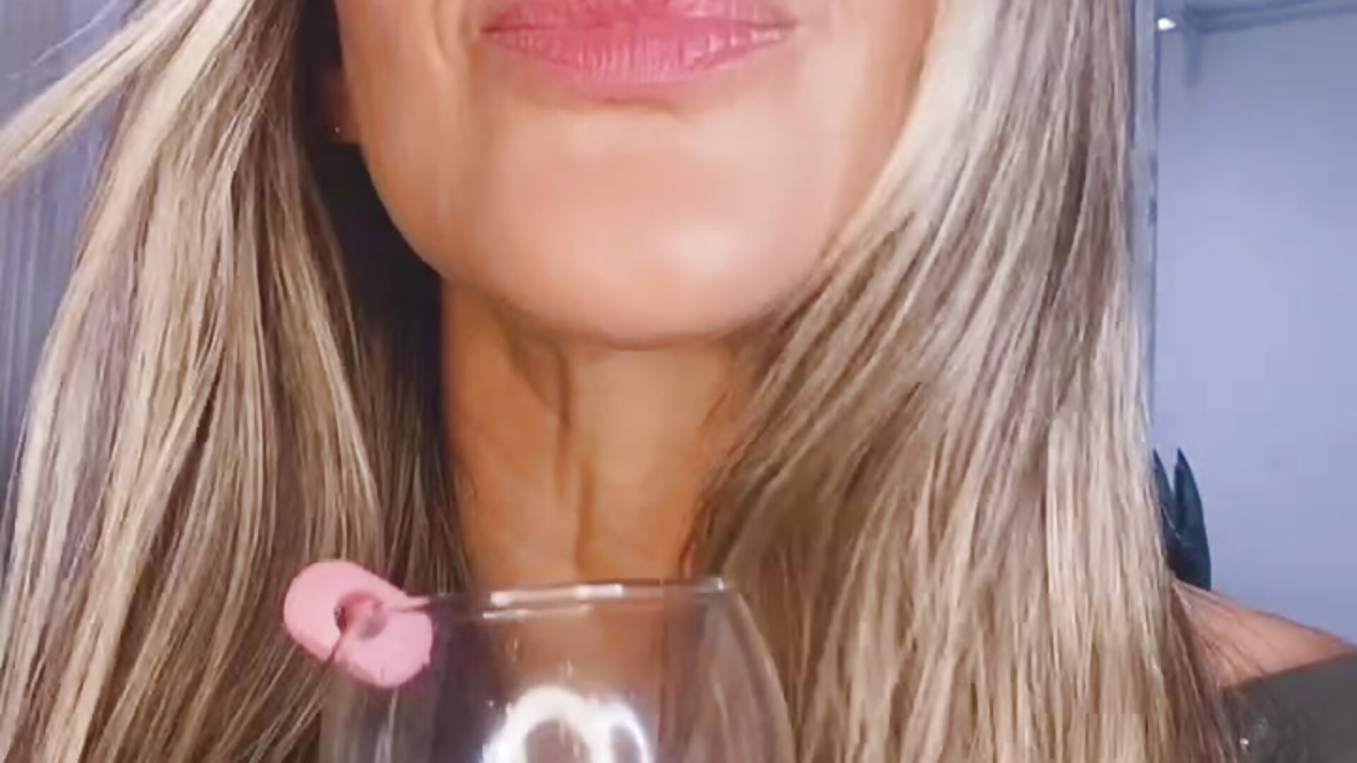 I am a woman full of sensuality, authentic and full of passion. You will never forget me✨✨✨✨✨✨✨✨✨✨ - video by Tayra_Pradit cam model