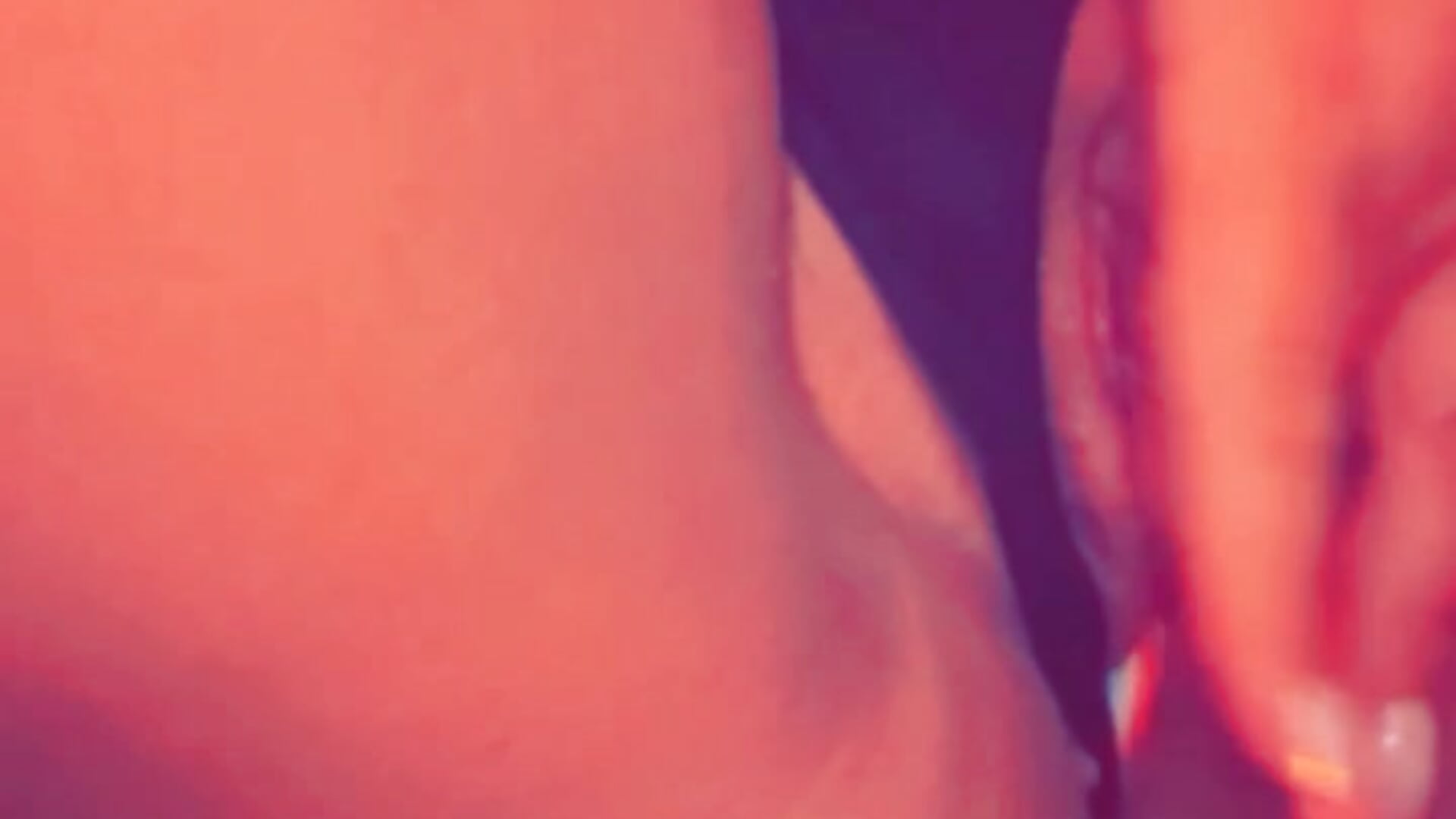 Rubbing My Wet Pussy 💦 - video by Blonde_Bridget cam model