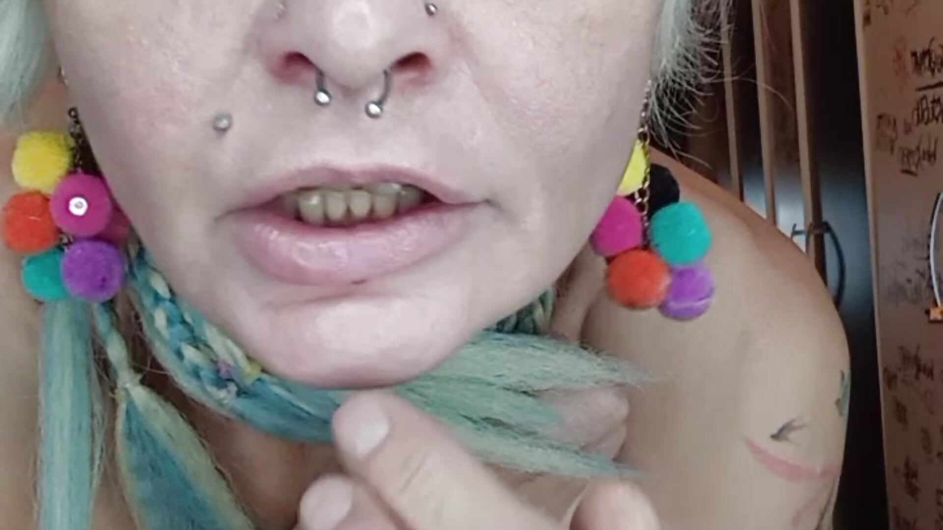 I yellow color show piercing and tattoo