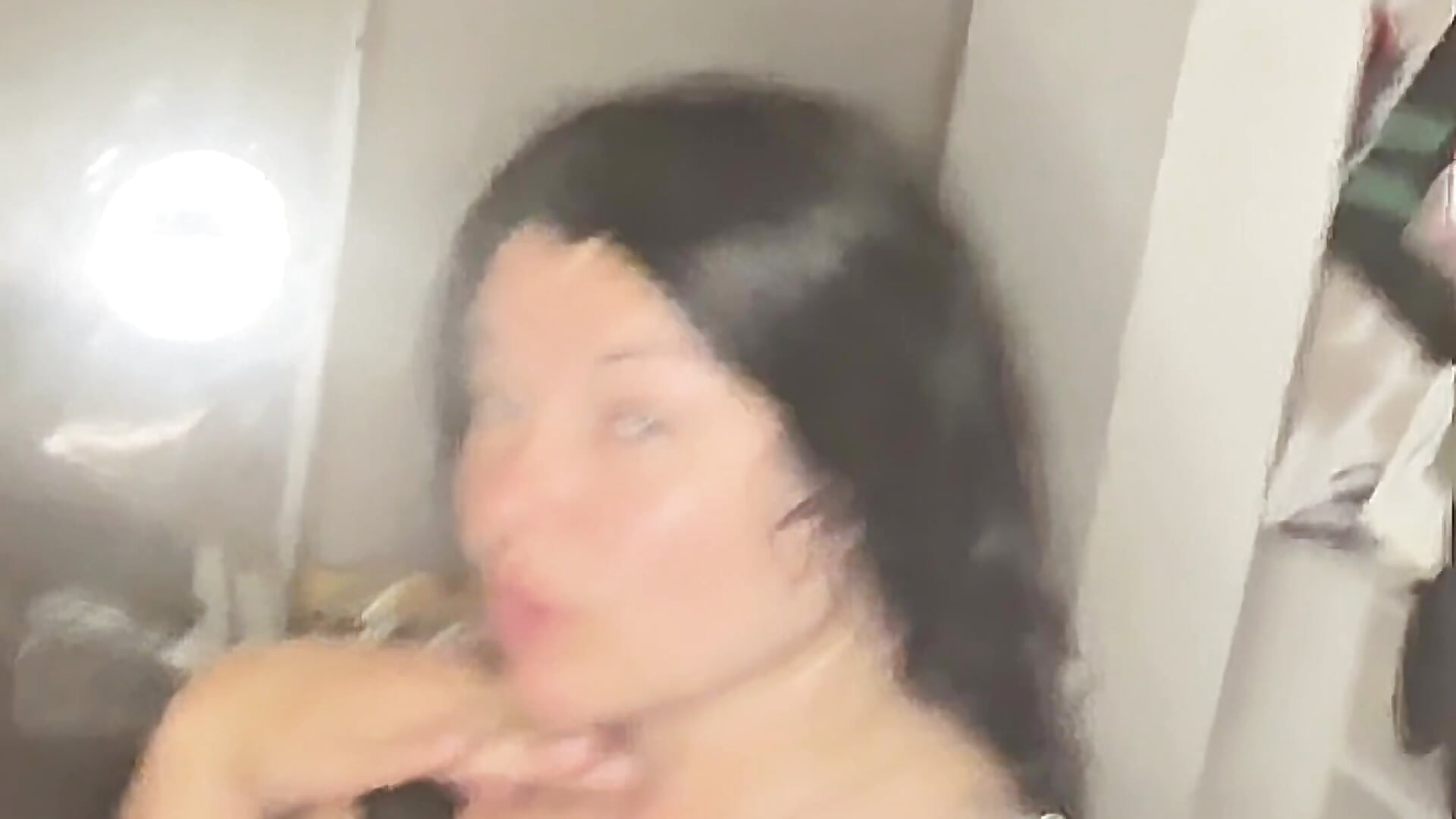 copy_5F25C29C-CFC5-4377-AD2F-09C8DCFCF4BF – video modela na kameri MeganStarzXXX