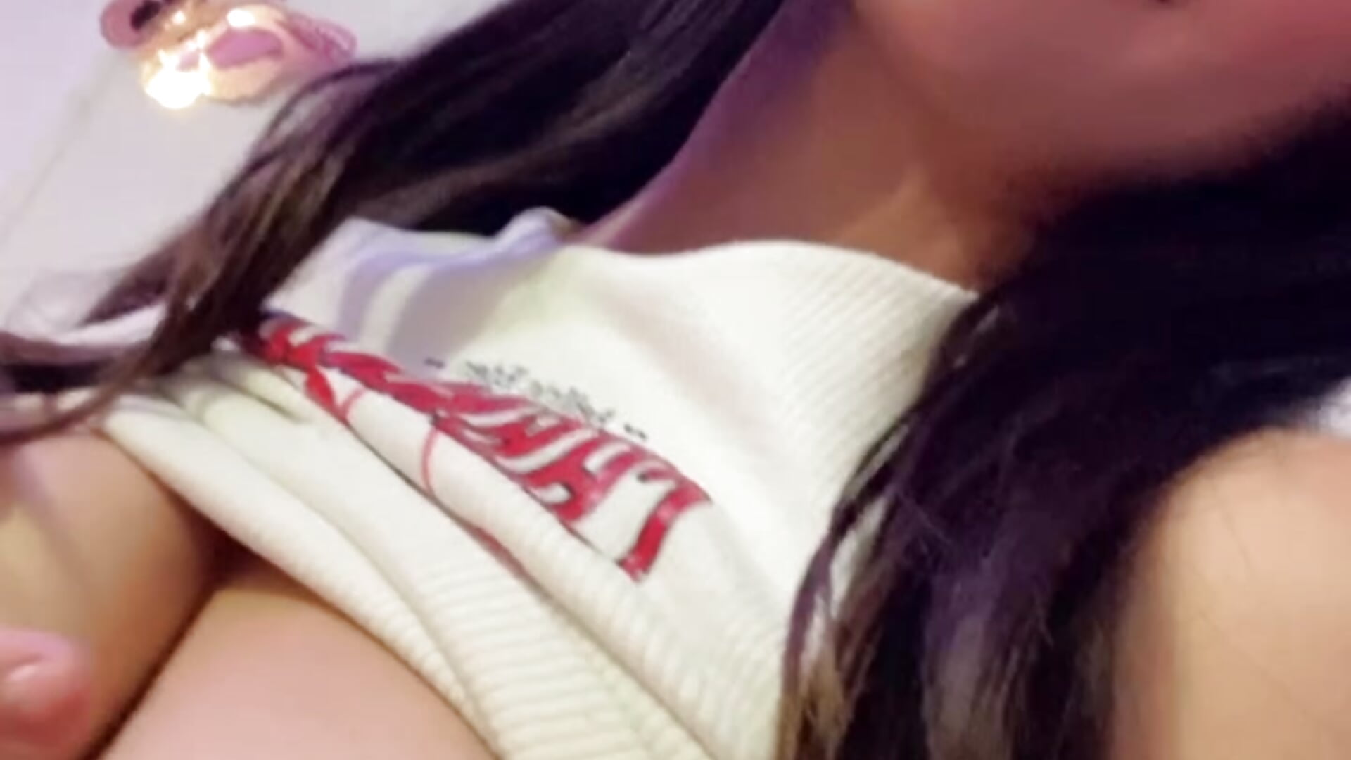 Caressing my breasts🍒💦 - Madysson_leee 캠 모델의 동영상