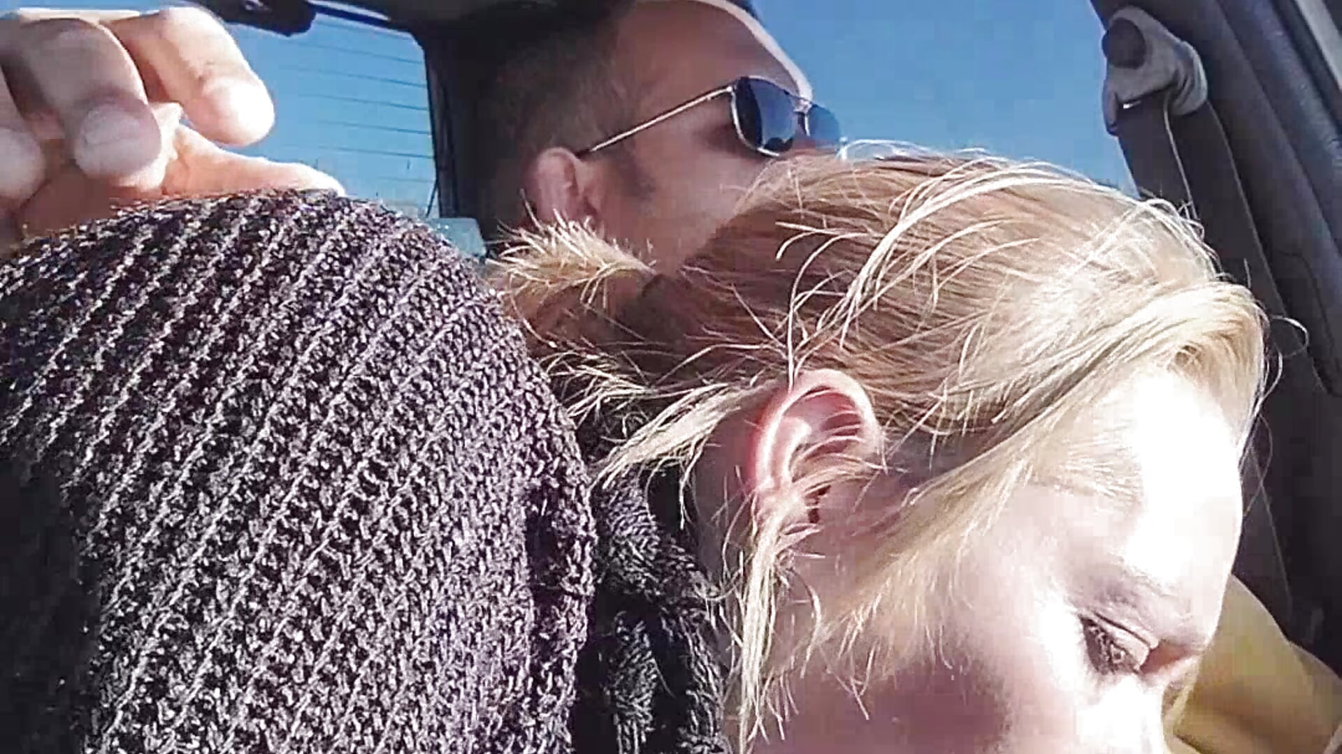 Fellation en exhib parking 😈 - Doucelouve9 캠 모델의 동영상