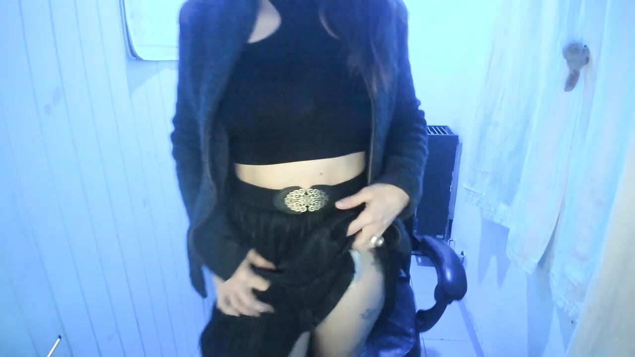 que sabes hacer?－カメラキャストのjessiburningheelssの動画