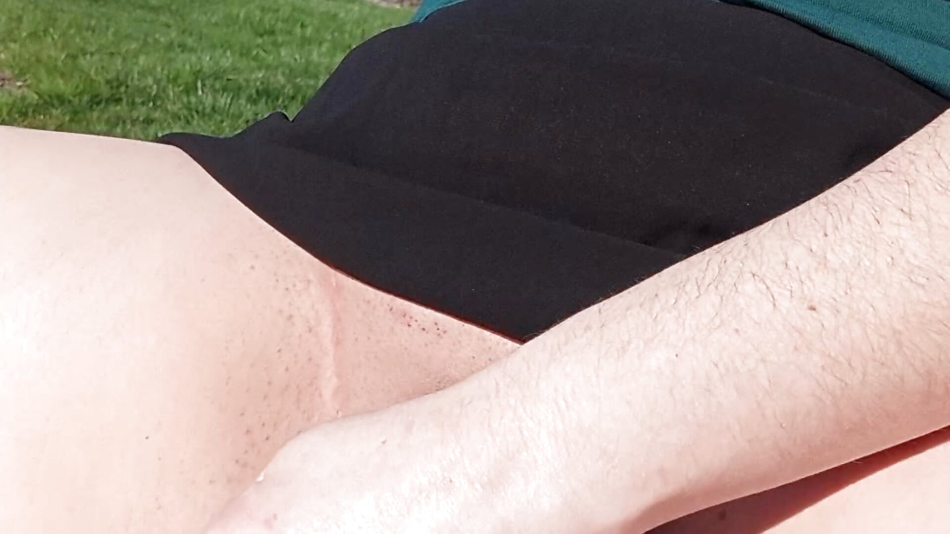 Squirt en extérieur - vidéo du modèle de showcams Lauzo