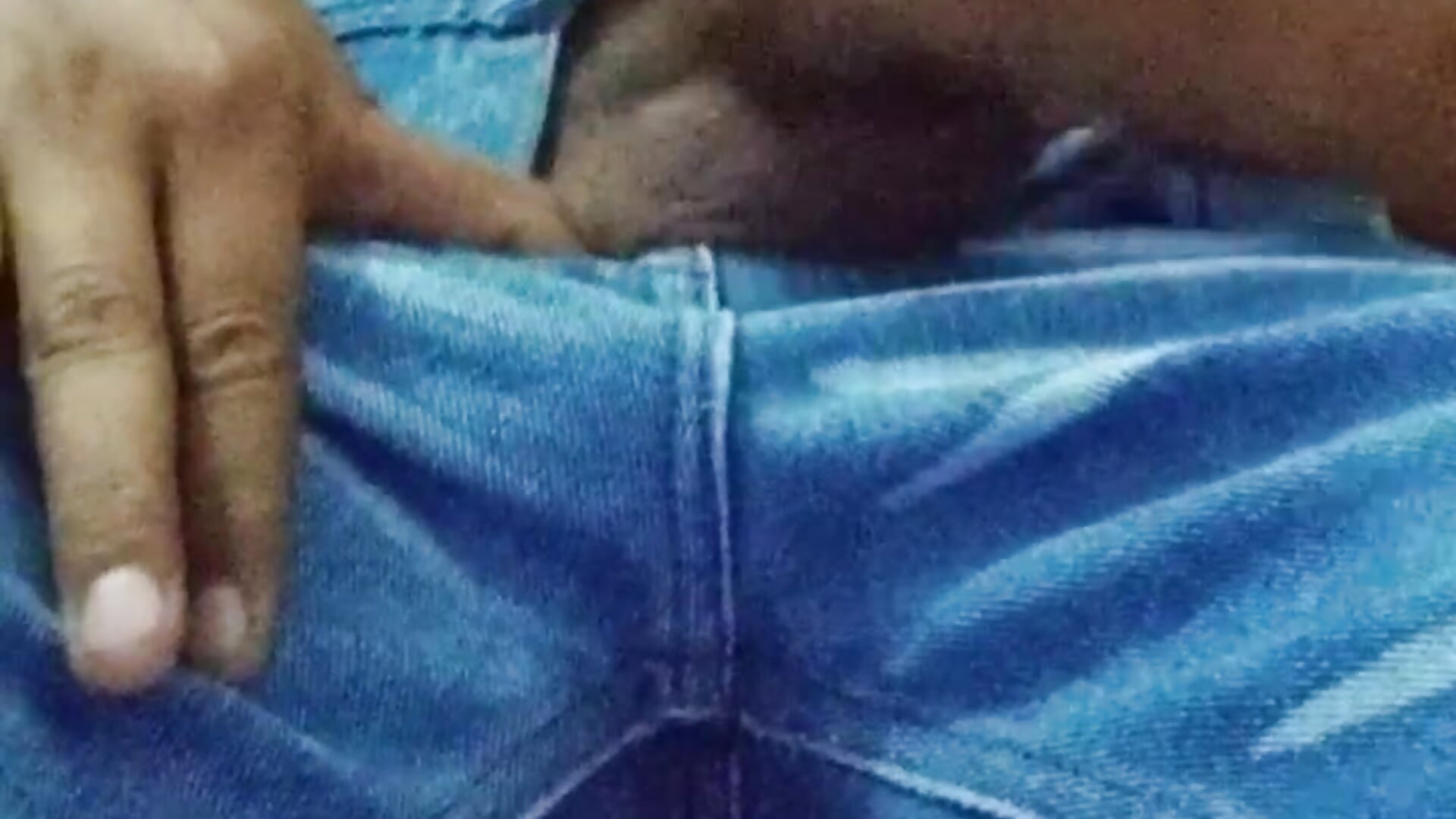 Masturbation with face - video di Indianboy3313 modella di cam