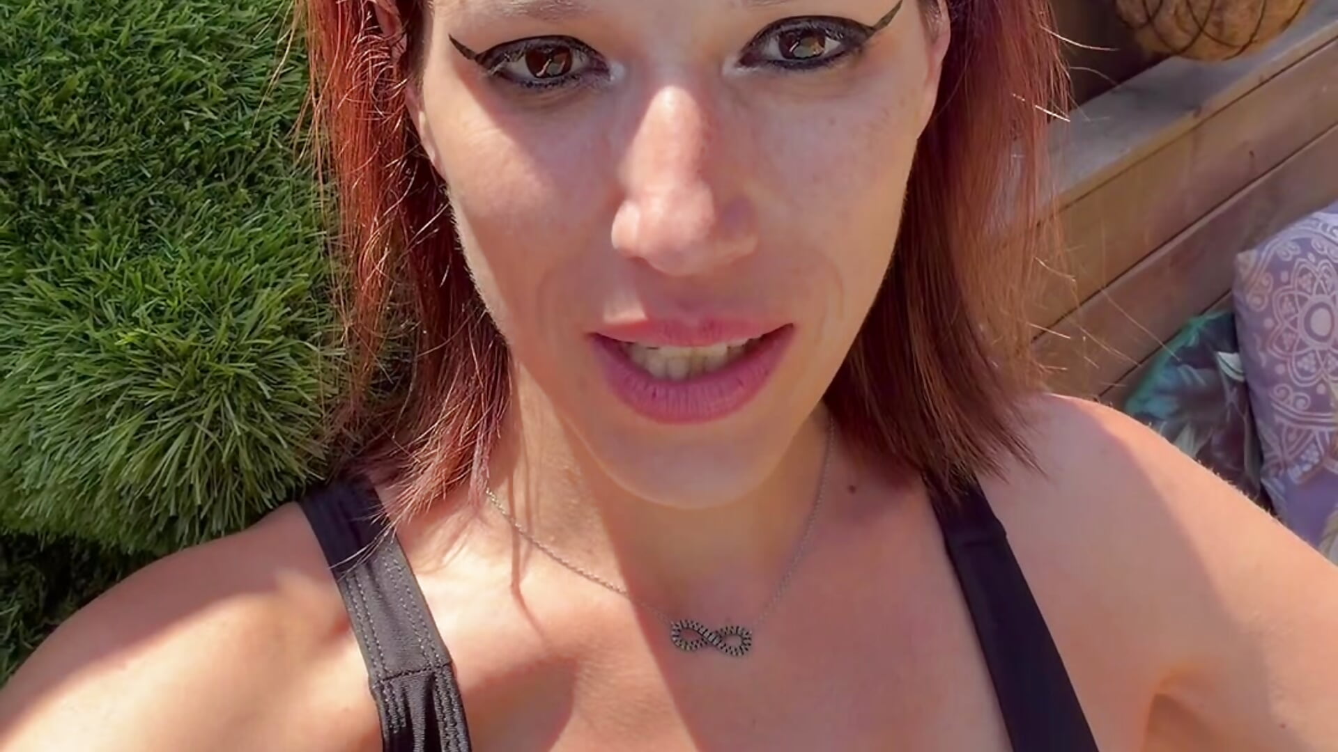 Grosse annonce 😈🔥 - video by Lily-Diabl3ss cam model